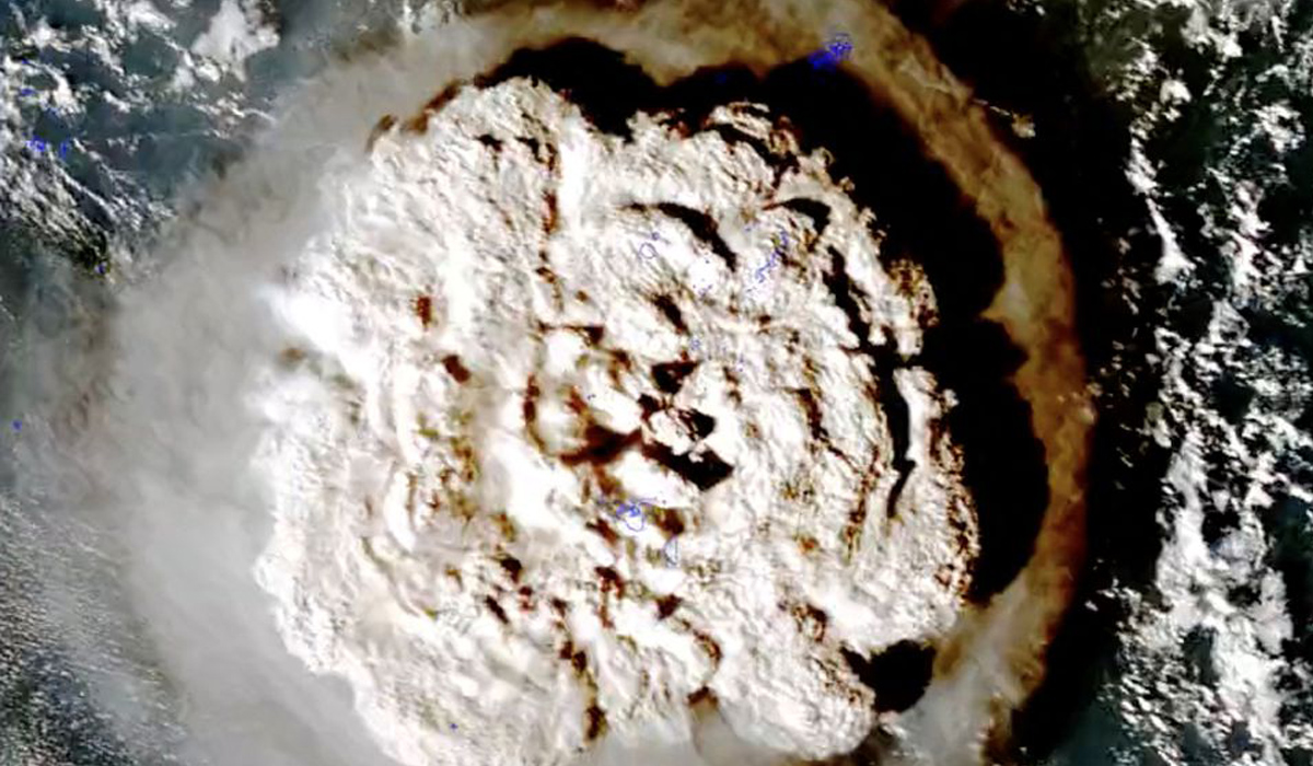 Volcanic eruption in Tonga